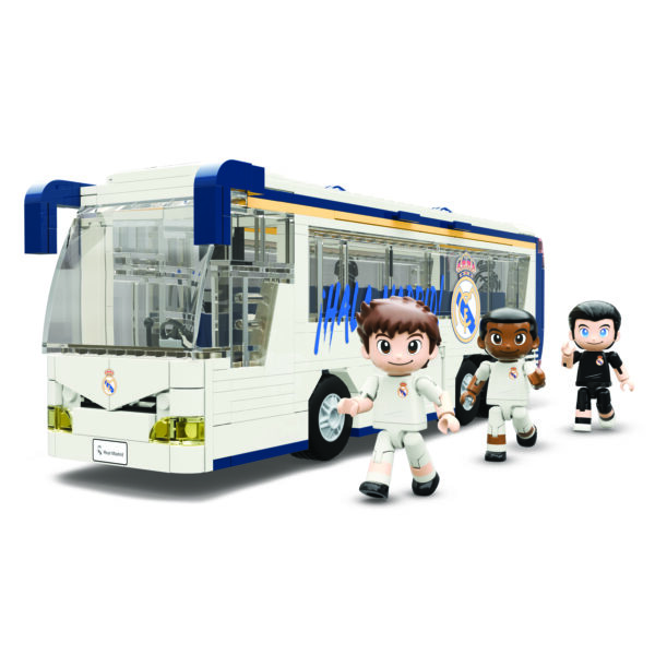 Bus des joueurs du Real Madrid sous licence B1120